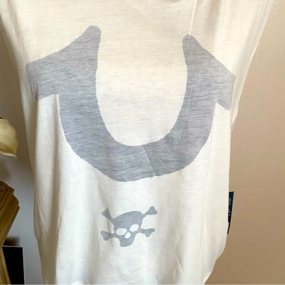 TRUE Religion Punk Stencil Crop Muscle shirt size L NWT. - Picture 2 of 5
